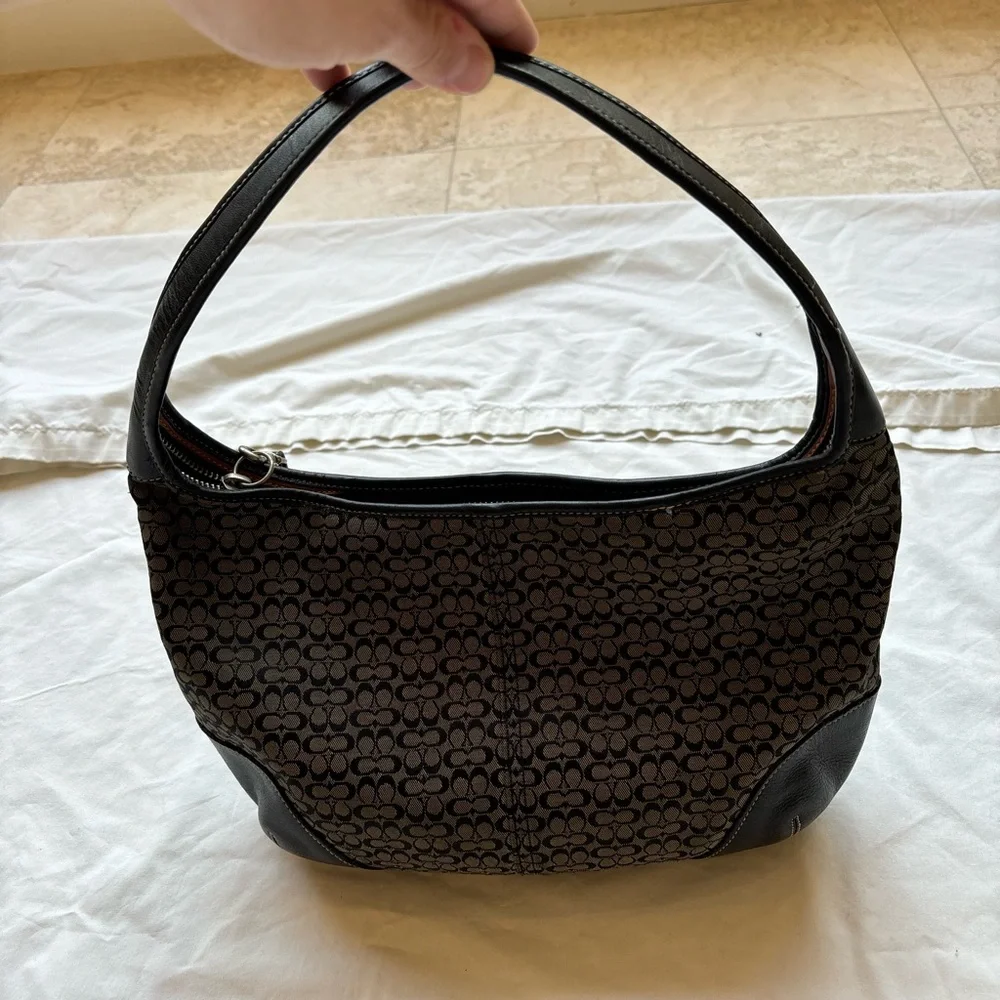 Coach Vintage Signature Black Hobo Bag with signature C’s